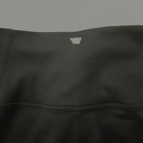 Victoria’s Secret Black Leggings – Size 6 – Side Pockets - Picture 7 of 11